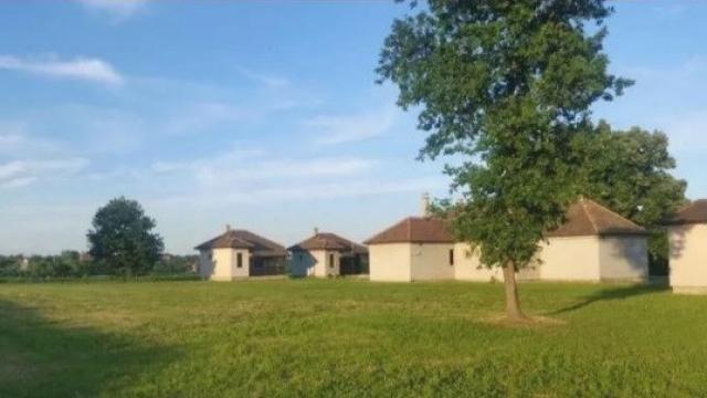 Kuća, Petosoban i veći, Prodaja, 300m2, Svileuva, Okolno mesto, Svileuva