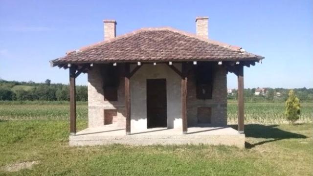 Kuća, Petosoban i veći, Prodaja, 300m2, Svileuva, Okolno mesto, Svileuva