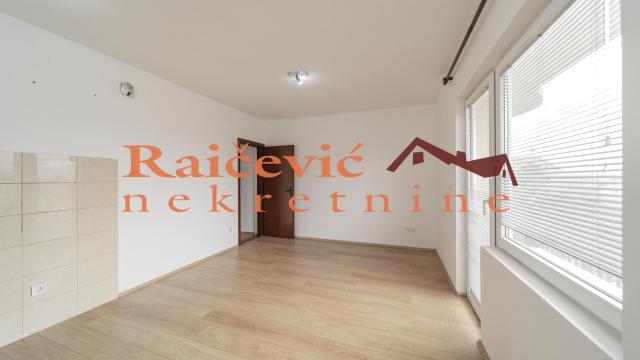 Stan, Trosoban, Prodaja, 54m2, Resnik, Rakovica, Edvarda Griga