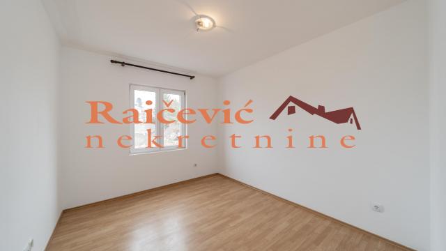 Stan, Trosoban, Prodaja, 54m2, Resnik, Rakovica, Edvarda Griga