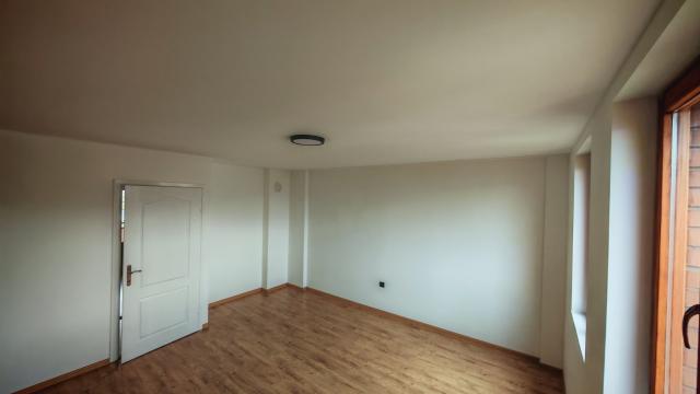 Stan, Troiposoban, Prodaja, 95m2, JNA