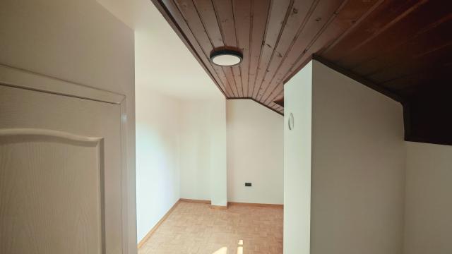 Stan, Troiposoban, Prodaja, 95m2, JNA