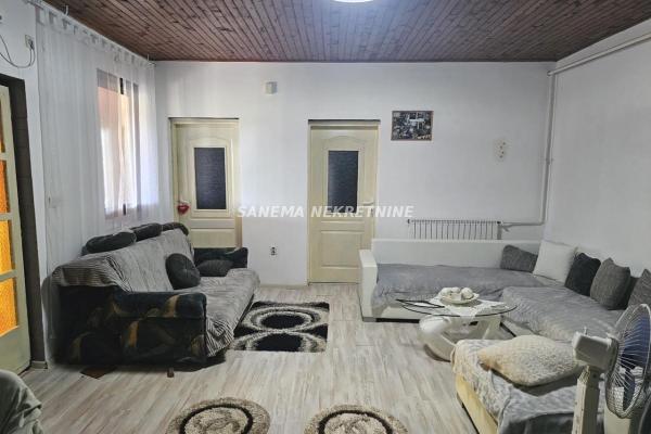 prodaja, kuca,
zarkovac-opstina-sombor, 834170, kuca