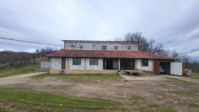 Kuća, Petosoban i veći, Prodaja, 690m2, Bogojevići, Okolno mesto, Bogojevici