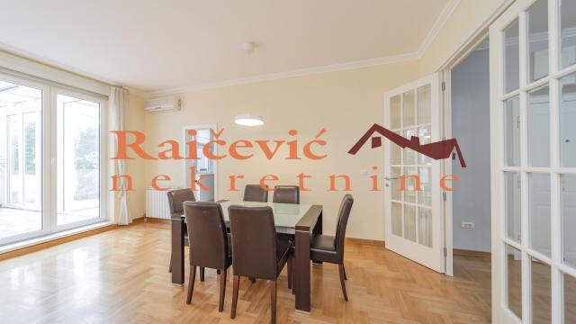 Stan, Trosoban, Izdavanje, 119m2, Hram svetog Save, Vračar, Dubljanska