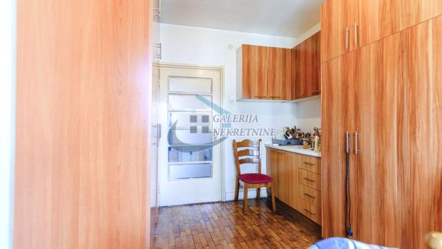 Stan, Jednosoban, Prodaja, 38m2, Dorćol, Stari grad, Strahinjića Bana