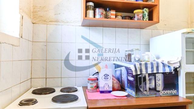 Stan, Jednosoban, Prodaja, 38m2, Dorćol, Stari grad, Strahinjića Bana