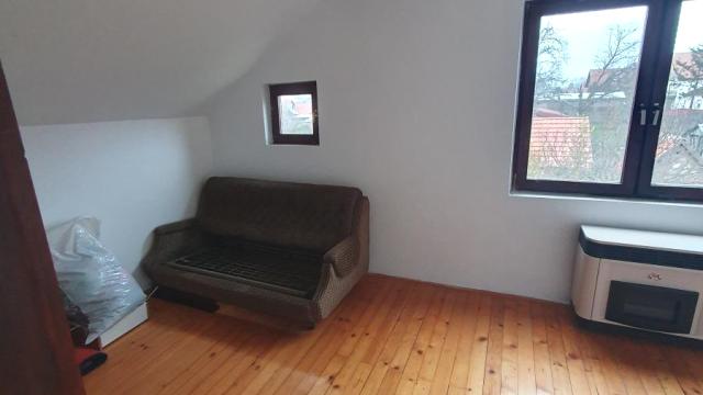 Kuća, četvorosoban, Prodaja, 183m2, Ruma