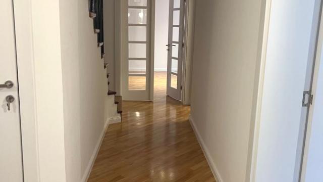 Kuća, četvorosoban, Izdavanje, 190m2, Autokomanda, Voždovac, Koste Jovanovića