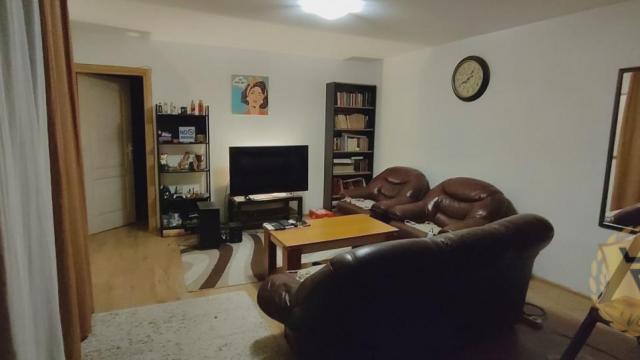 Kuća, četvorosoban, Izdavanje, 100m2, FON - Bilećka, Voždovac, Vojvode Stepe