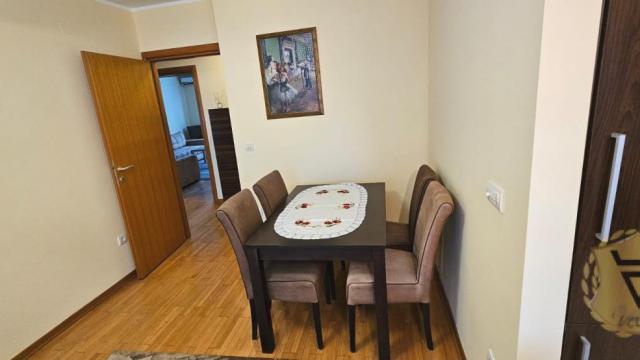 Stan, Dvosoban, Izdavanje, 62m2, Slavija, Vračar, Deligradska