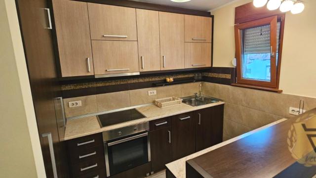 Stan, Dvosoban, Izdavanje, 62m2, Slavija, Vračar, Deligradska