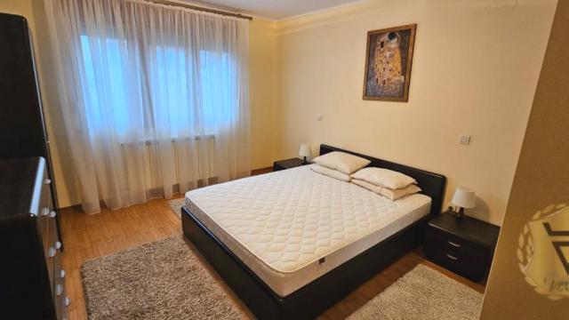 Stan, Dvosoban, Izdavanje, 62m2, Slavija, Vračar, Deligradska