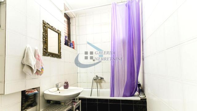 Stan, četvorosoban, Prodaja, 81m2, Djeram pijaca, Zvezdara, Bulevar kralja Aleksandra