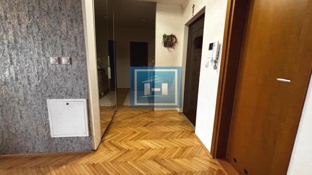 Stan, Troiposoban, Prodaja, 85m2, Centar, Gradska lokacija, Jagodina
