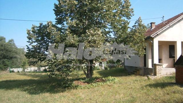 Kuća, Dvoiposoban, Prodaja, 60m2, Crvene Armije 138