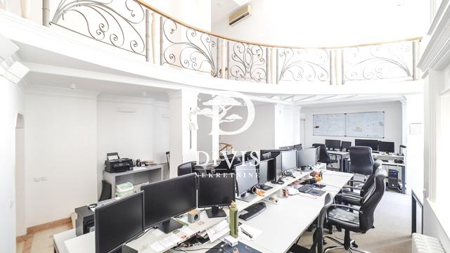 Kuća, Petosoban i veći, Prodaja, 660m2, Omladinska