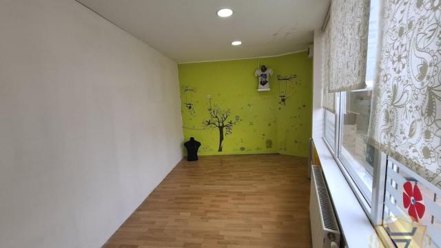 Poslovni prostor, Izdavanje, 550m2, Žarkovo, Čukarica, Ljubice Ivosevic Dimitrov