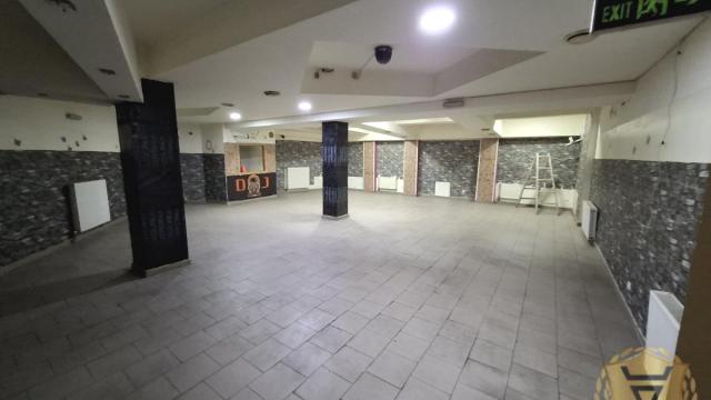 Poslovni prostor, Izdavanje, 550m2, Žarkovo, Čukarica, Ljubice Ivosevic Dimitrov
