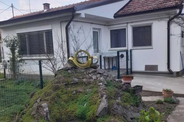 izdavanje, kuca,
petrovaradin-novi-sad, 846660, trosoban-zeleznicki-prilaz-7