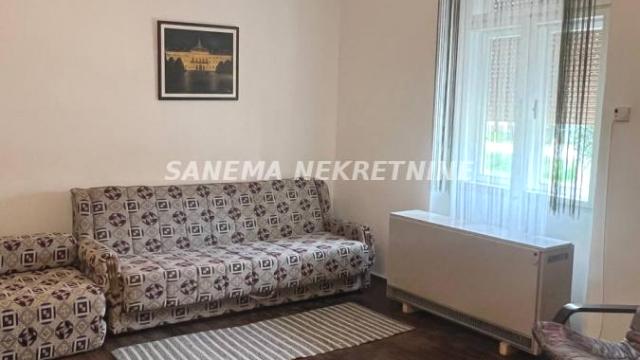 Kuća, četvorosoban, Izdavanje, 250m2, Svetozar Miletić, Okolno mesto, Sombor