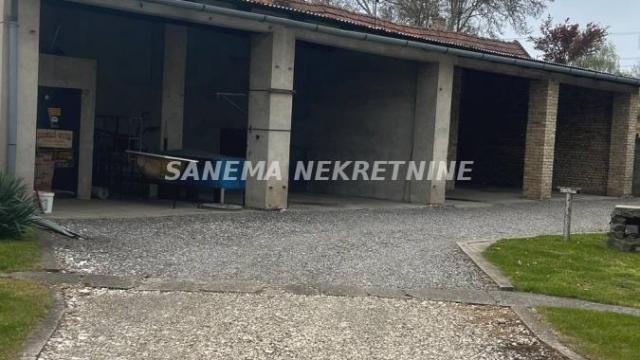 Kuća, četvorosoban, Izdavanje, 250m2, Svetozar Miletić, Okolno mesto, Sombor
