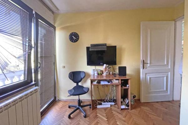 prodaja, stanova,
beograd, 849236, cetvorosoban-admirala-vukovica