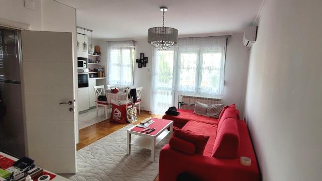 Stan, Jednoiposoban, Izdavanje, 41m2, Sinđelićeva
