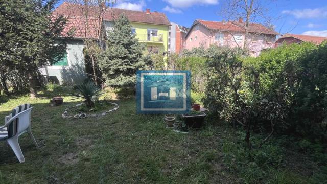 Stan, Trosoban, Prodaja, 70m2, Strelište, Gradska lokacija, Jagodina