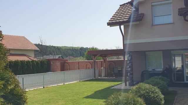 Kuća, Petosoban, Prodaja, 260m2, Banja Vrdnik, Okolno mesto, Irig