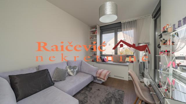 Stan, Trosoban, Izdavanje, 70m2, Bežanijska kosa 1, Novi Beograd, Ljubinke Bobic