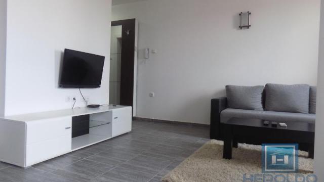 Stan, Garsonjera, Izdavanje, 29m2, Centar, Gradska lokacija, Ćuprija