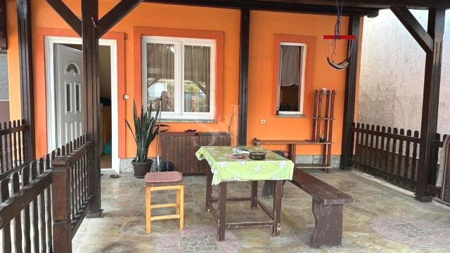 Kuća, Prodaja, 298m2, Gornja Varoš, Gradska lokacija, Sombor
