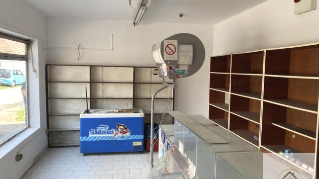 Poslovni prostor, Jednosoban, Izdavanje, 60m2, Ruma