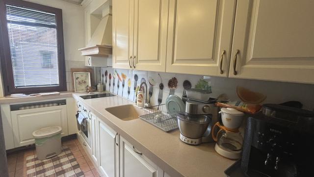 Stan, četvorosoban, Izdavanje, 100m2, Limska