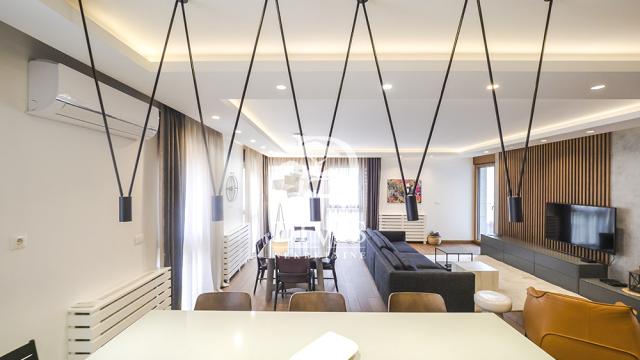 Stan, četvorosoban, Prodaja, 121m2, Internacionalnih brigada
