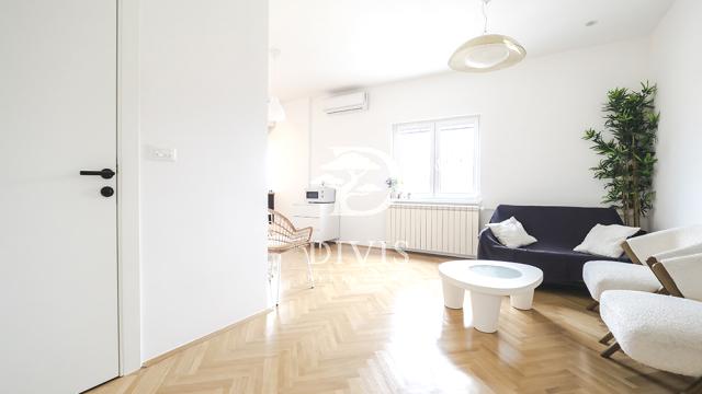 Stan, Dvoiposoban, Prodaja, 56m2, Palmotićeva