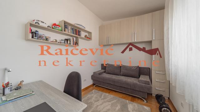 Stan, četvorosoban, Prodaja, 85m2, Blok 72, Novi Beograd, Mileve Maric Ajnstajn