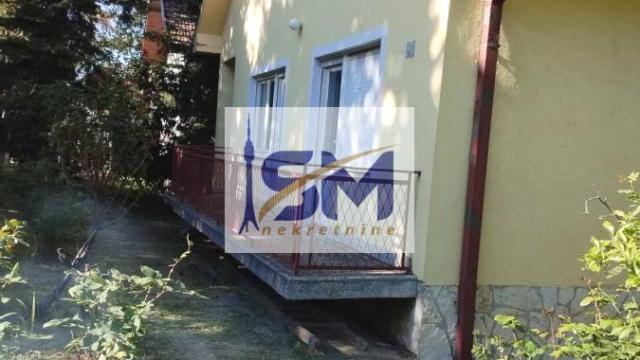 Kuća, četvorosoban, Prodaja, 120m2, Velika Moštanica, Čukarica, Dobrivoja Jovanovića 8
