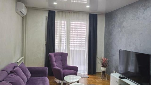 Stan, četvorosoban, Izdavanje, 96m2, Crveni krst, Vračar, Vojislava Ilića