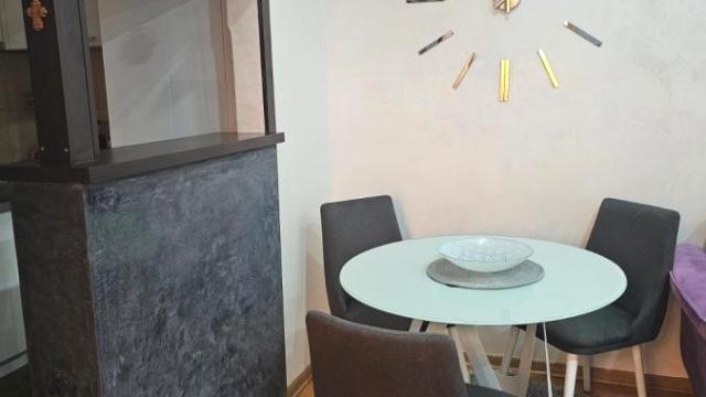 Stan, četvorosoban, Izdavanje, 96m2, Crveni krst, Vračar, Vojislava Ilića
