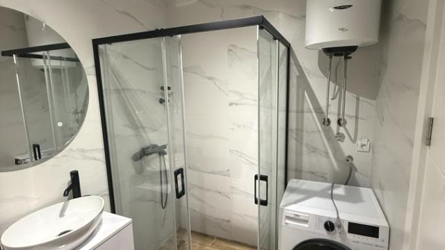 Stan, Dvosoban, Izdavanje, 47m2, Južni bulevar, Vračar, Šumatovačka