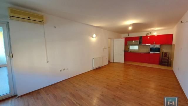 Stan, Dvoiposoban, Izdavanje, 74m2, Centar, Gradska lokacija, Jagodina