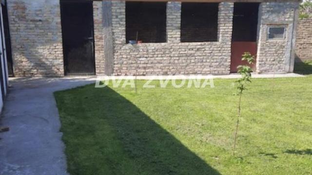 Kuća, Prodaja, 600m2, Čurug, Okolno mesto, Žabalj