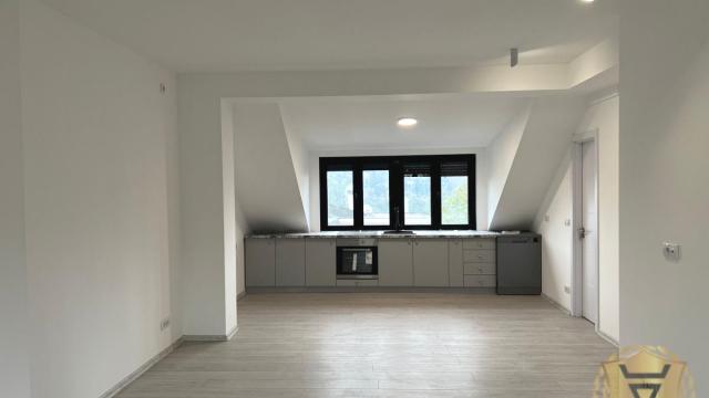 Stan, Jednoiposoban, Izdavanje, 75m2, Senjak, Savski venac, Puškinova