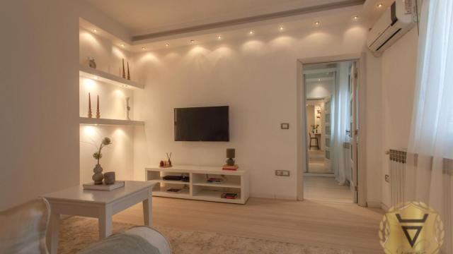 Stan, Dvosoban, Izdavanje, 52m2, Centar, Stari grad, Dečanska