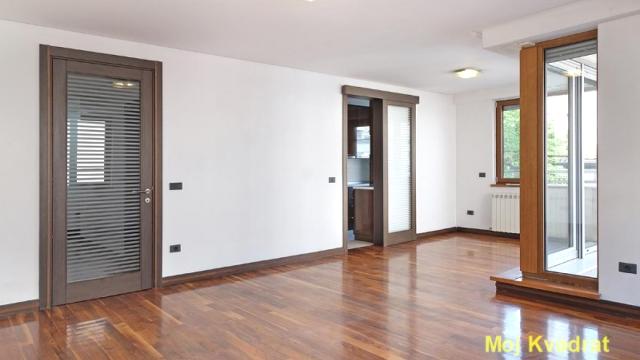 Stan, četvorosoban, Prodaja, 104m2, Crveni krst, Vračar, Save Tekelije