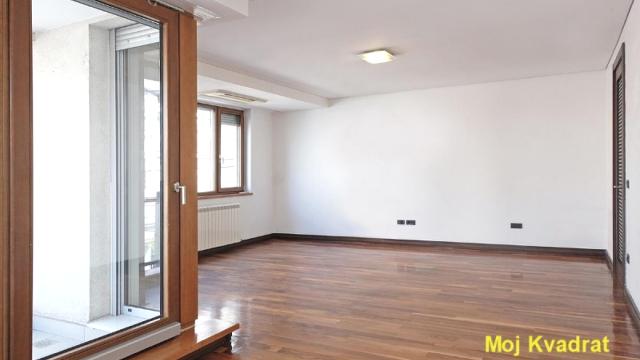 Stan, četvorosoban, Prodaja, 104m2, Crveni krst, Vračar, Save Tekelije