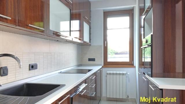 Stan, četvorosoban, Prodaja, 104m2, Crveni krst, Vračar, Save Tekelije