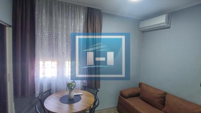 Stan, Jednosoban, Izdavanje, 30m2, XI Kongres, Gradska lokacija, Paraćin